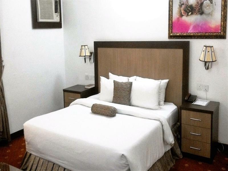 Immaculate Suites And Apartments Mobushipe Esterno foto